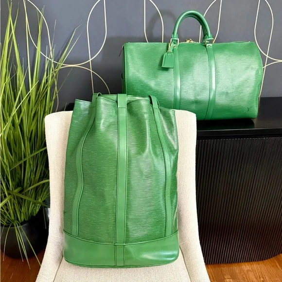 Authentic Louis Vuitton Randonnée GM backpack/ shoulder bag green Epi leather